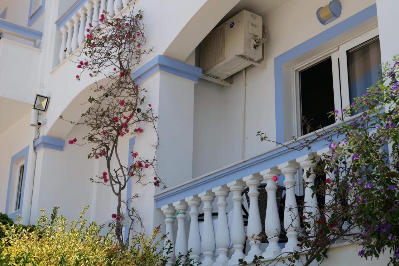 Hotel Erdano Saranda Extérieur photo