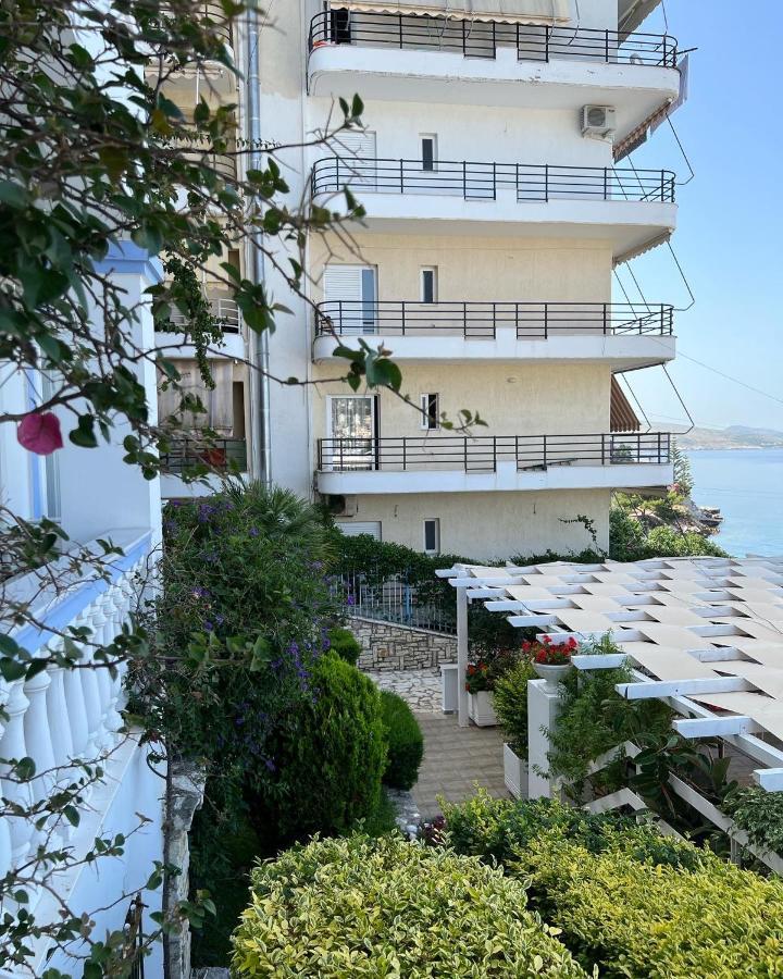Hotel Erdano Saranda Extérieur photo