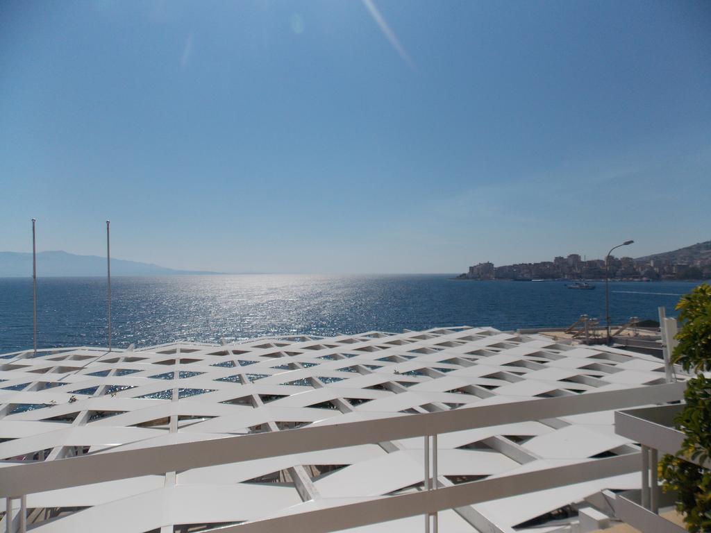 Hotel Erdano Saranda Extérieur photo