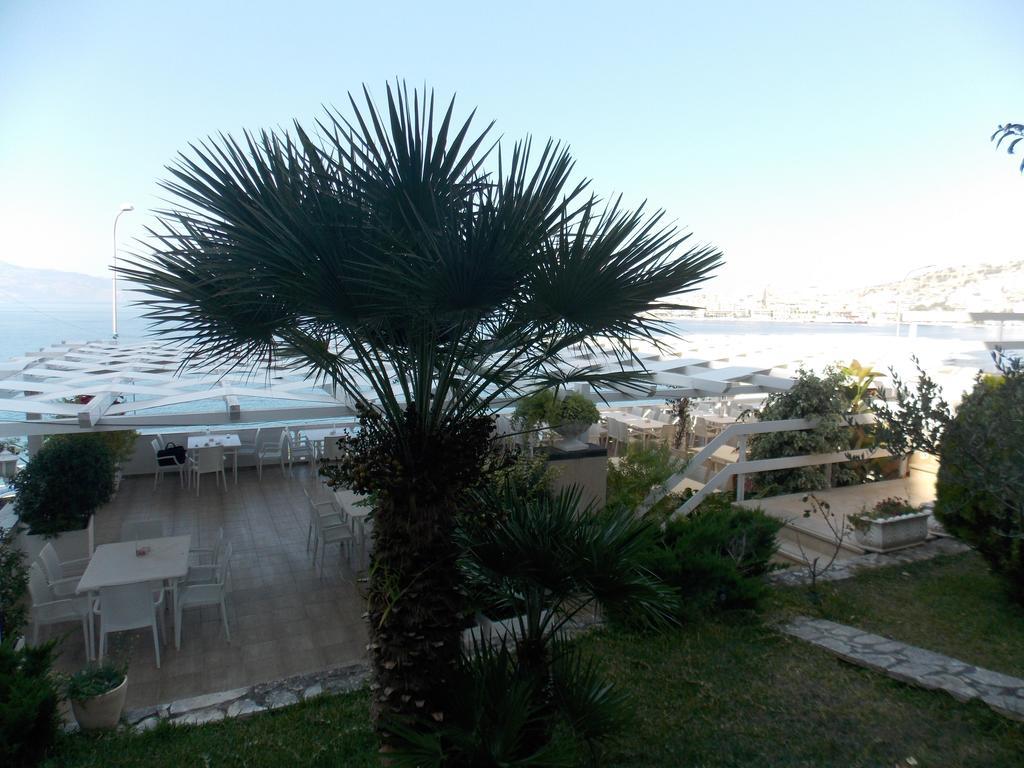 Hotel Erdano Saranda Extérieur photo