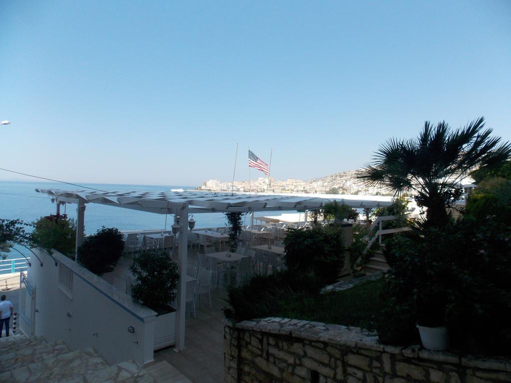 Hotel Erdano Saranda Extérieur photo
