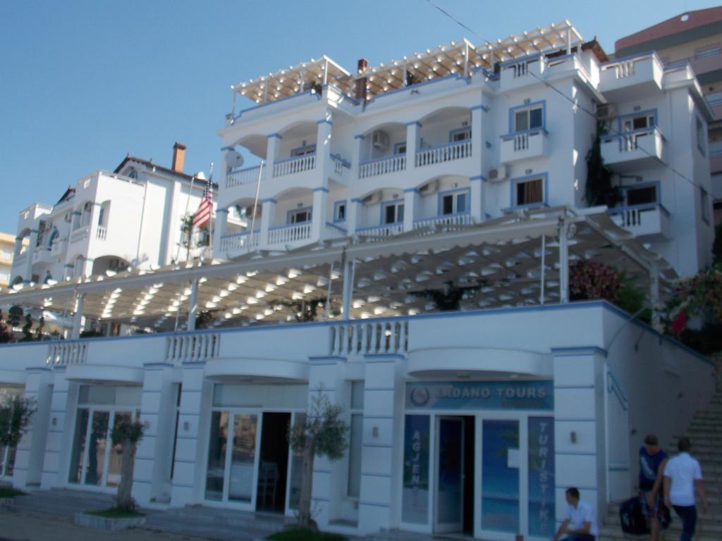 Hotel Erdano Saranda Extérieur photo
