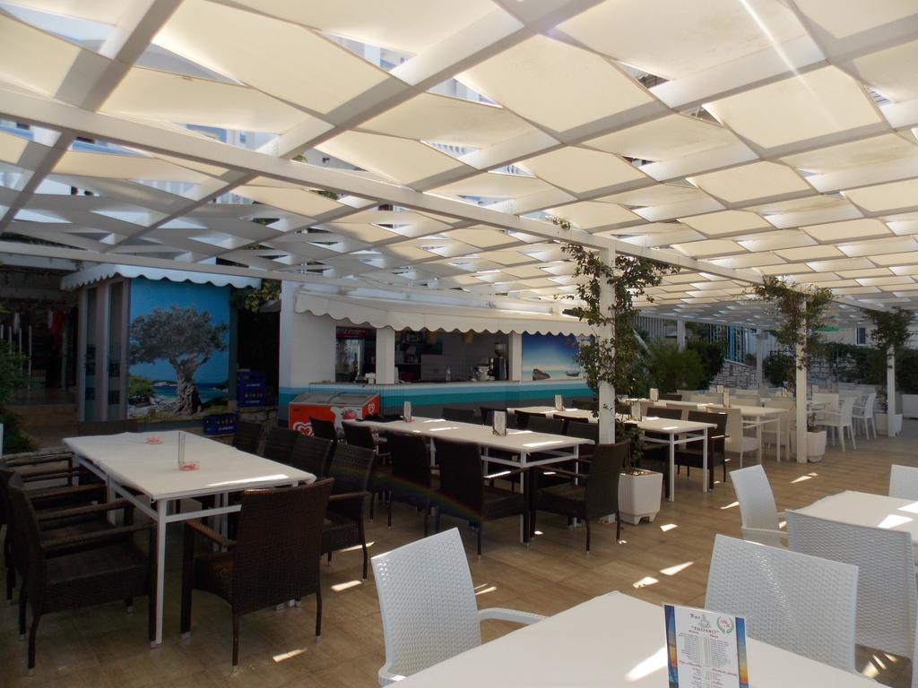Hotel Erdano Saranda Extérieur photo